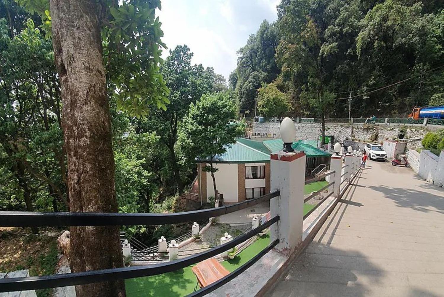 Aura Stays By Mm Hotel Mussoorie Extérieur photo